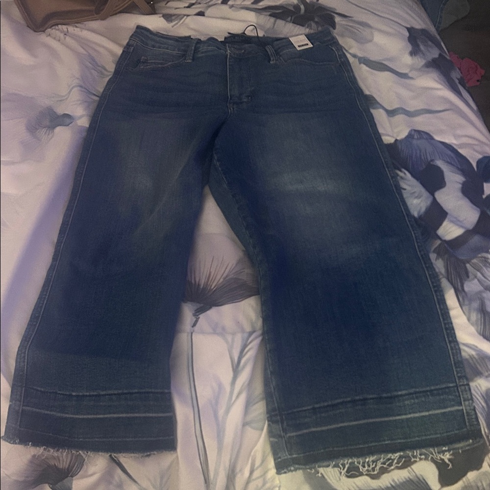 Judy Blue Women's Cropped Jeans - Classic Blue - Picture 2 of 3